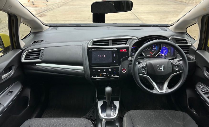 2014 HONDA JAZZ 1.5SV