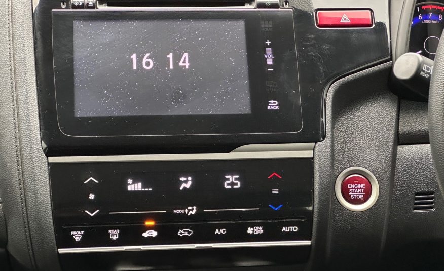 2014 HONDA JAZZ 1.5SV