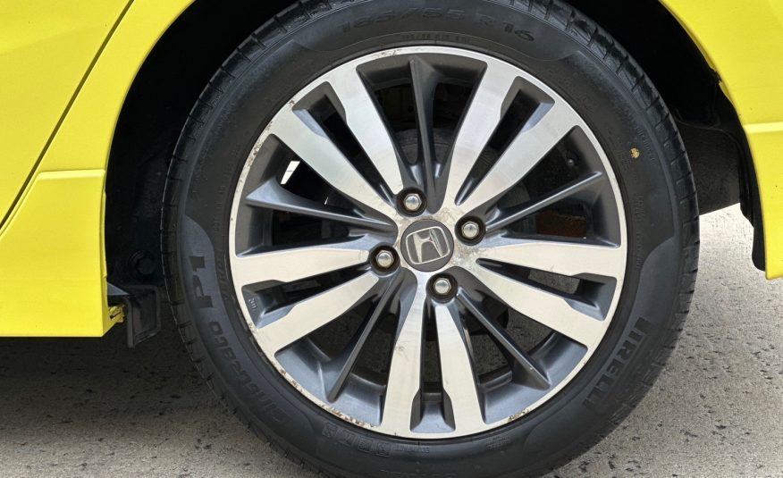 2014 HONDA JAZZ 1.5SV