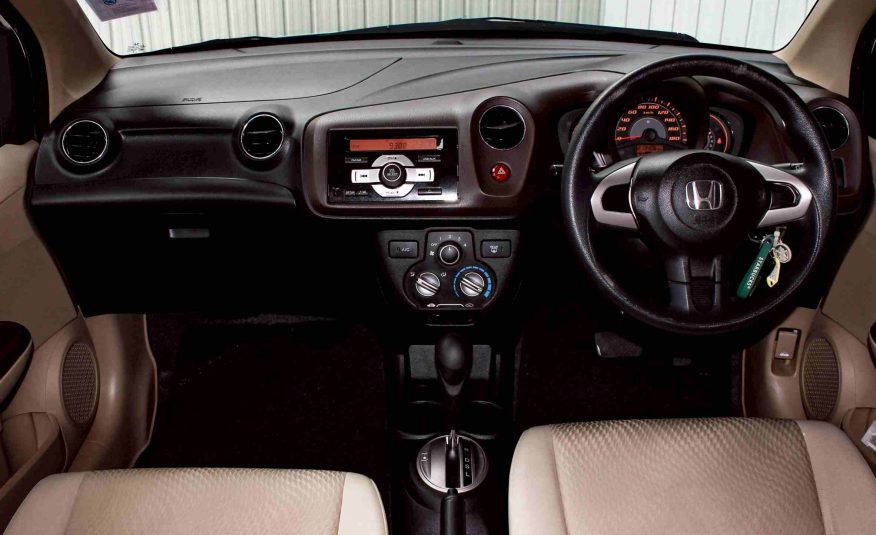2013 HONDA BRIO AMAZE 1.2 V