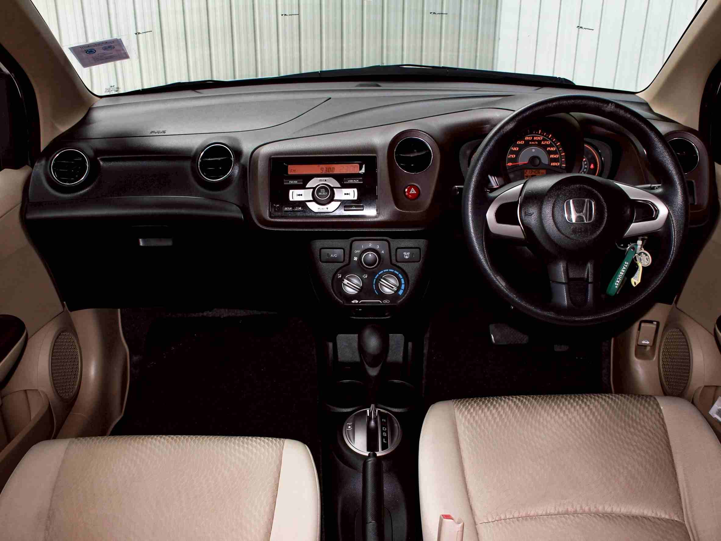 2013 HONDA BRIO AMAZE 1.2 V