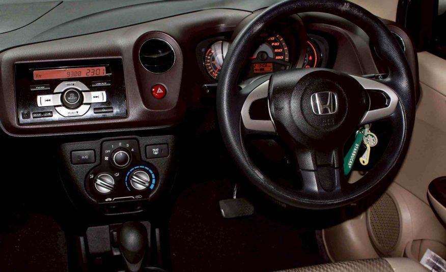 2013 HONDA BRIO AMAZE 1.2 V