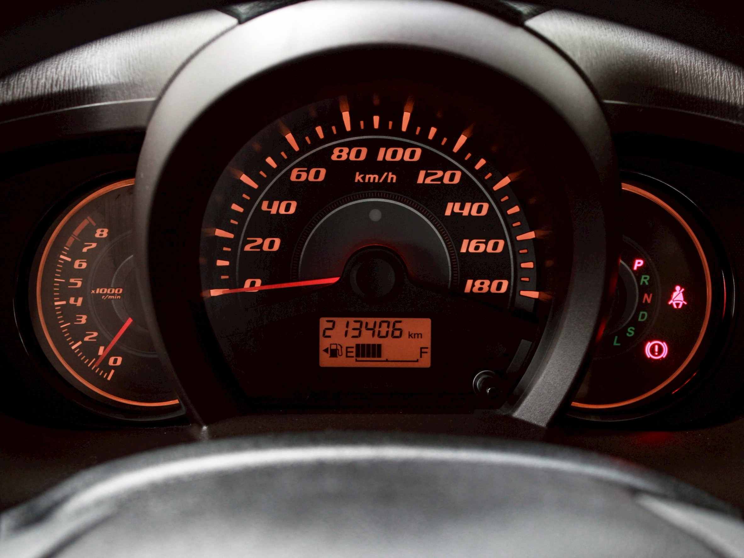 2013 HONDA BRIO AMAZE 1.2 V