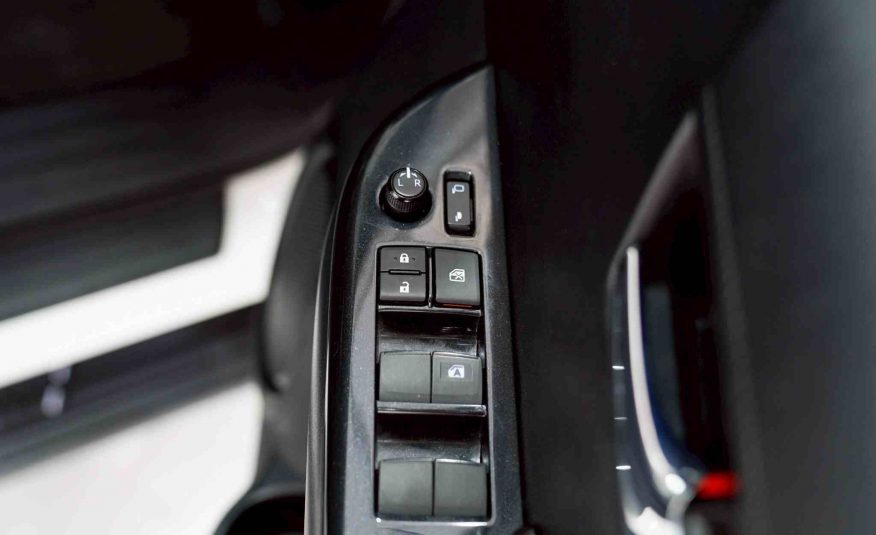 2022 TOYOTA HILUX REVO 2.4 MID PRERUNNER 4ประตู AT