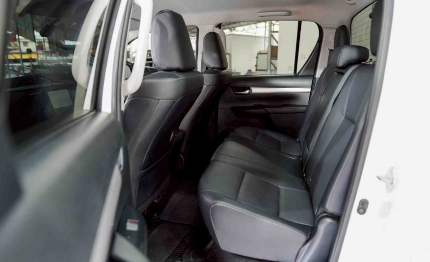 2022 TOYOTA HILUX REVO 2.4 MID PRERUNNER 4ประตู AT