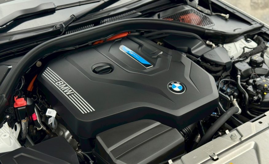 2022 BMW 330e M Sport LCI