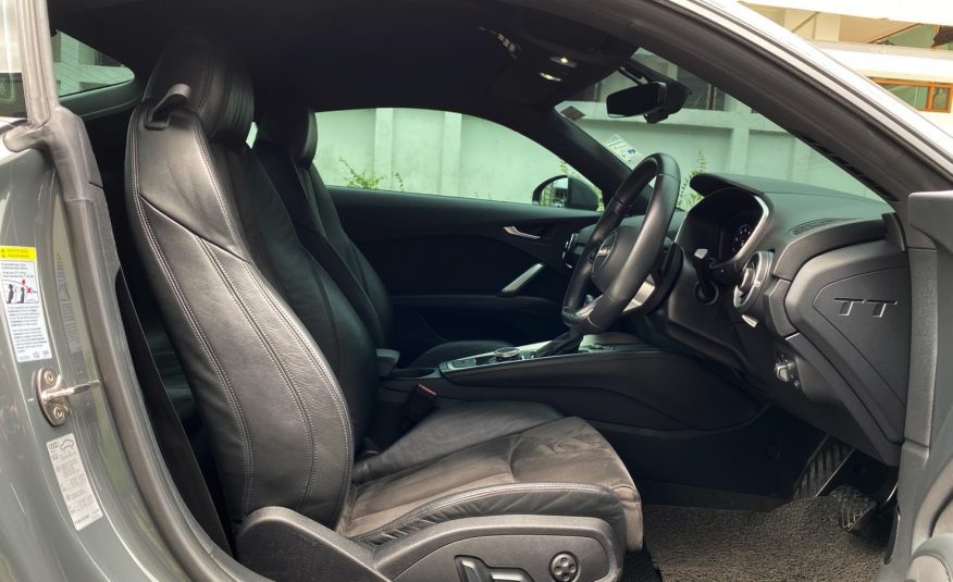 2018 Audi TT Coupe 45 TFSI quattro S-Line