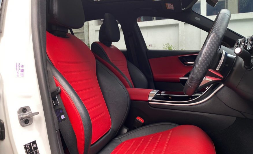 2023 Mercedes-Benz C350e AMG Dynamic
