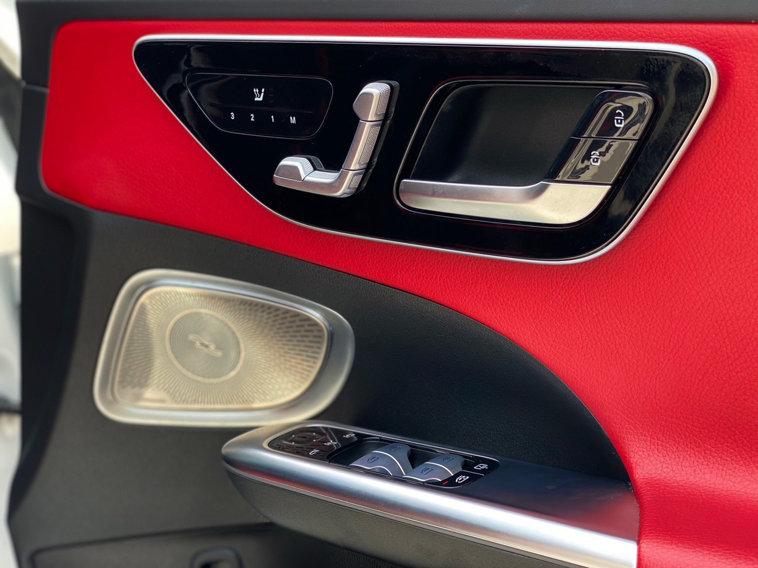2023 Mercedes-Benz C350e AMG Dynamic