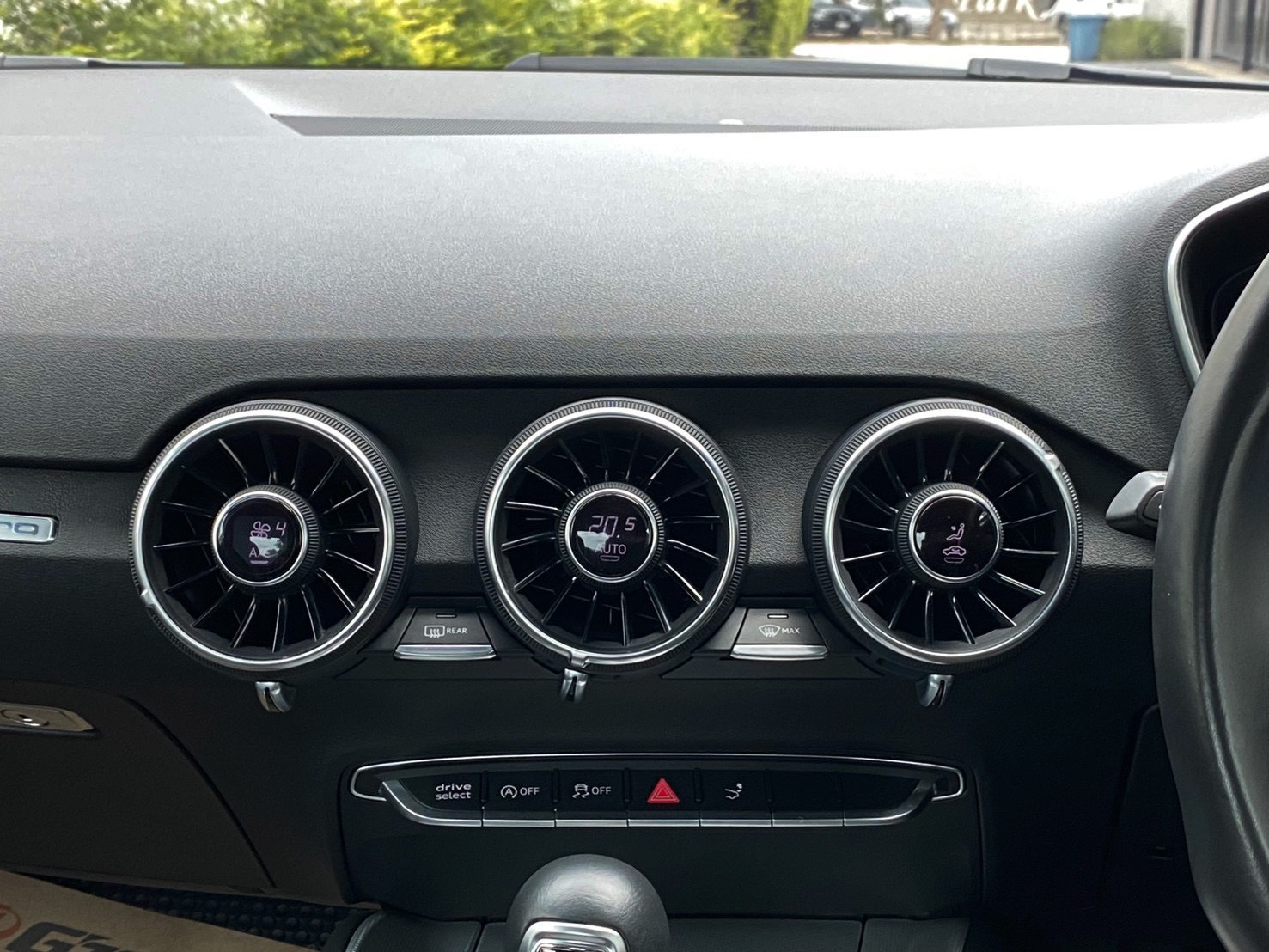2018 Audi TT Coupe 45 TFSI quattro S-Line
