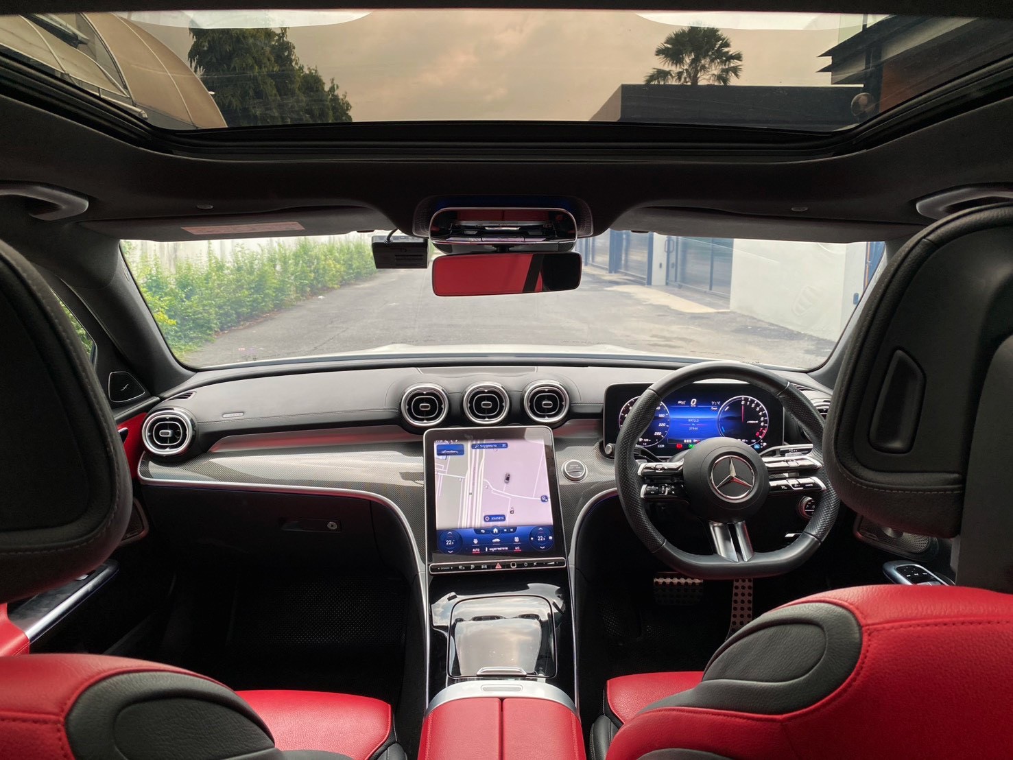 2023 Mercedes-Benz C350e AMG Dynamic
