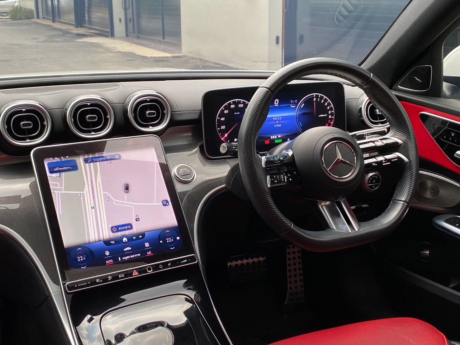 2023 Mercedes-Benz C350e AMG Dynamic