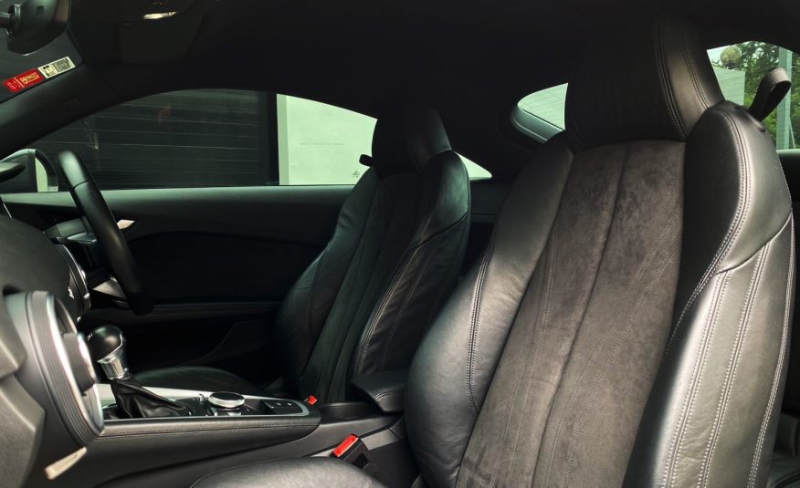 2018 Audi TT Coupe 45 TFSI quattro S-Line