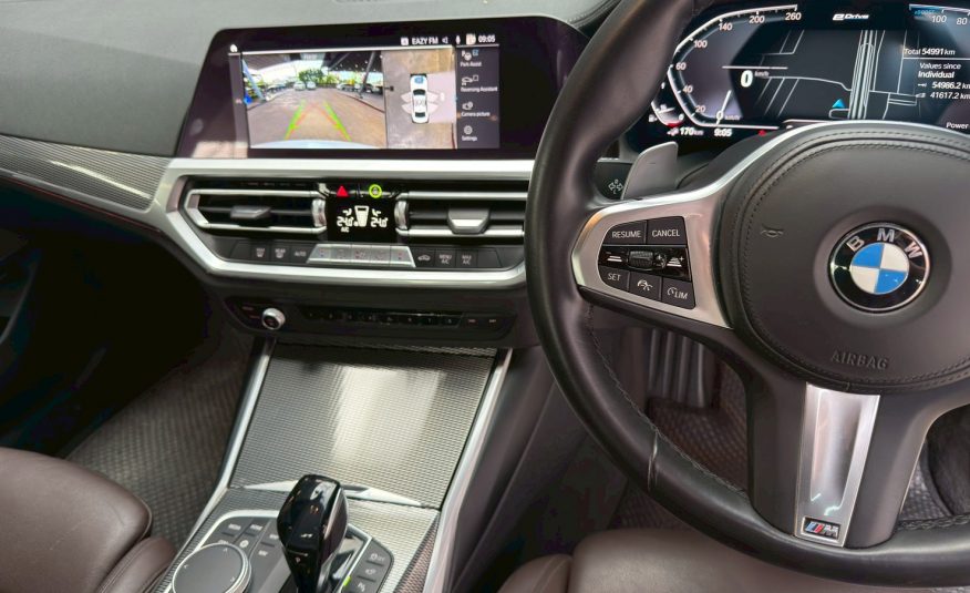 2019 BMW 330e M sport