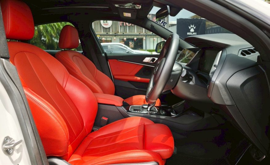 2021 BMW 220i Gran Coupe M Sport