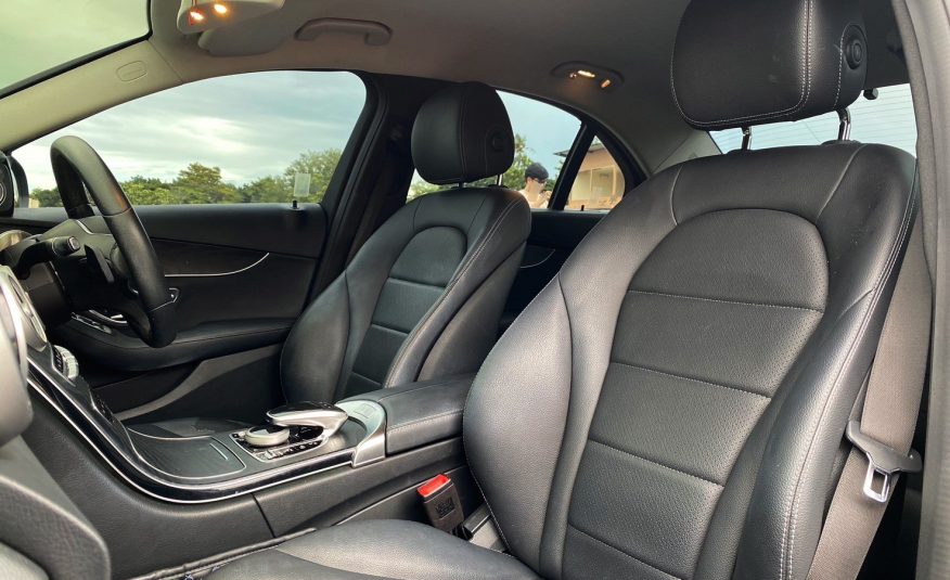 2019 Mercedes-Benz C300e Avantgarde EQ Power
