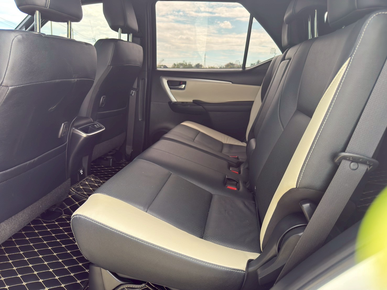 2021 Toyota Fortuner 2.8 LEGENDER 4WD AT