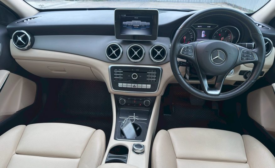 2019 Mercedes-Benz GLA 200