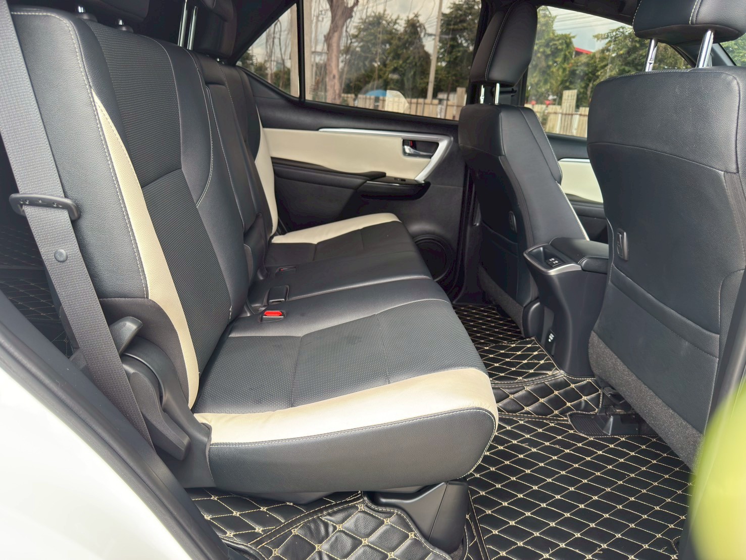 2021 Toyota Fortuner 2.8 LEGENDER 4WD AT