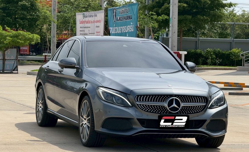 2017 Mercedes-Benz C350e AMG Dynamic