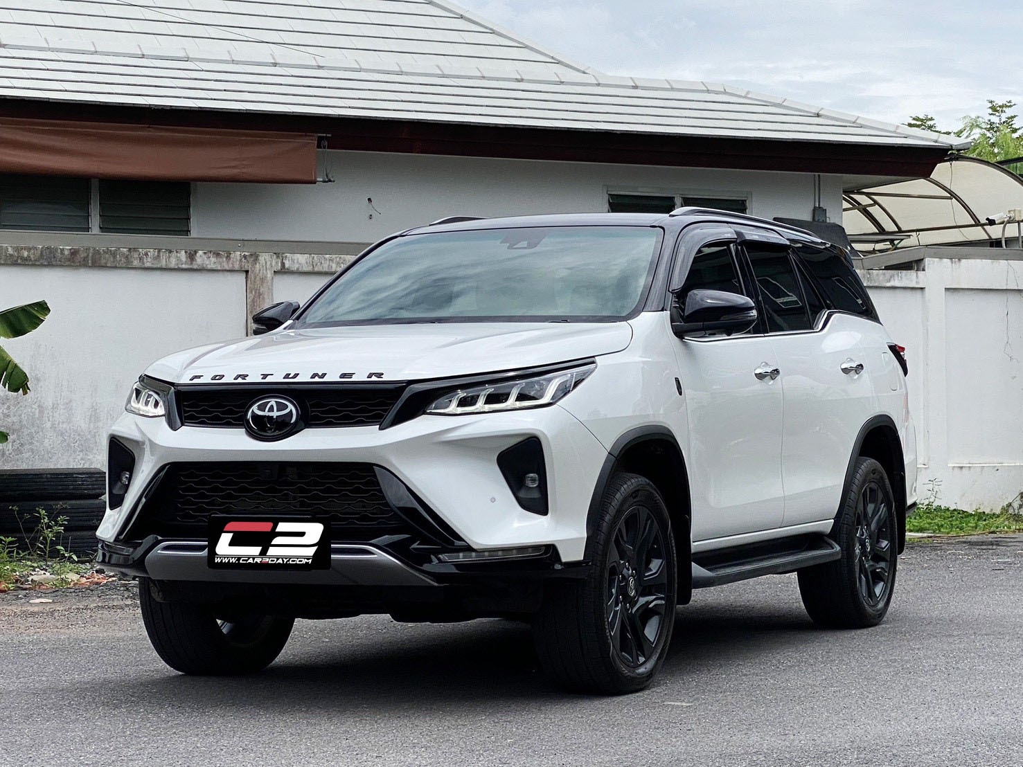 2022 Toyota Fortuner 2.8 LEGENDER 4WD รุ่นพิเศษ 60th