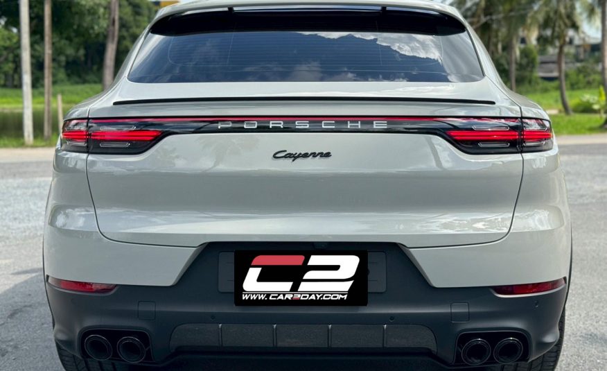 2020 Porsche Cayenne e-hybrid Lightweight Coupe