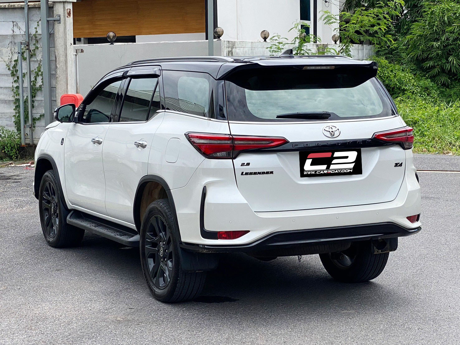 2022 Toyota Fortuner 2.8 LEGENDER 4WD รุ่นพิเศษ 60th