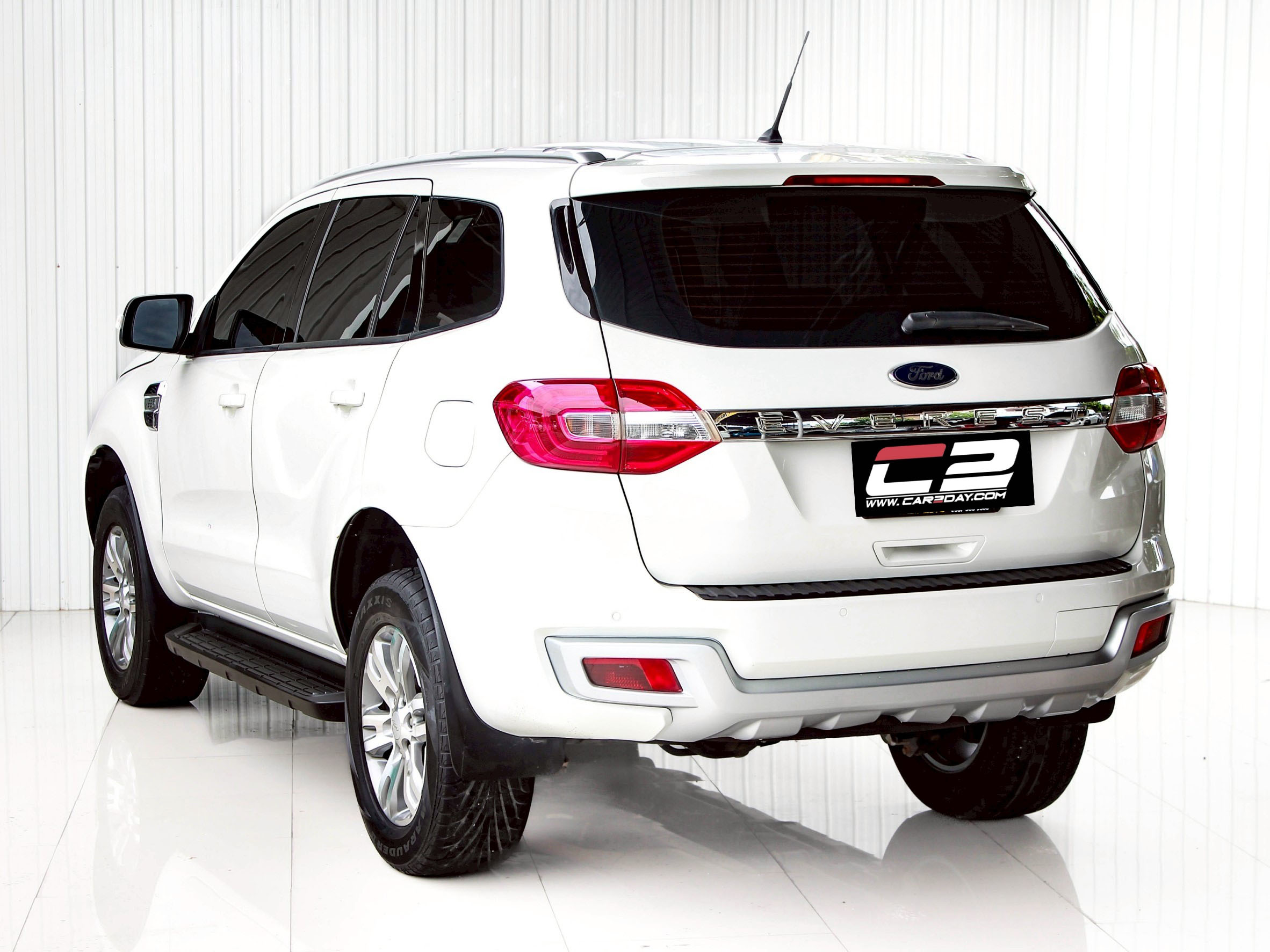 2015 FORD EVEREST 2.2 TITANIUM 2WD