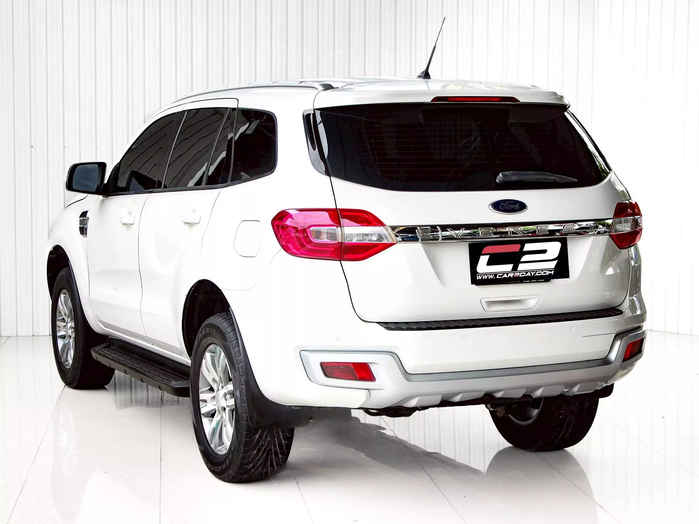 2015 FORD EVEREST 2.2 TITANIUM 2WD
