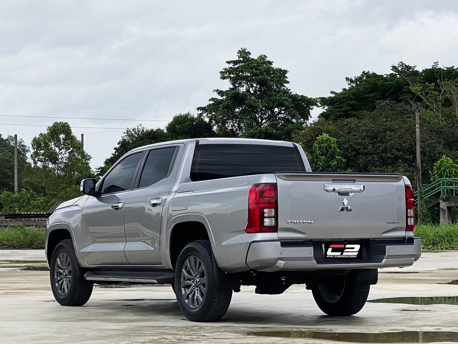 2023 Mitsubishi TRITON Double Cab 2.4 ULTRA 6AT