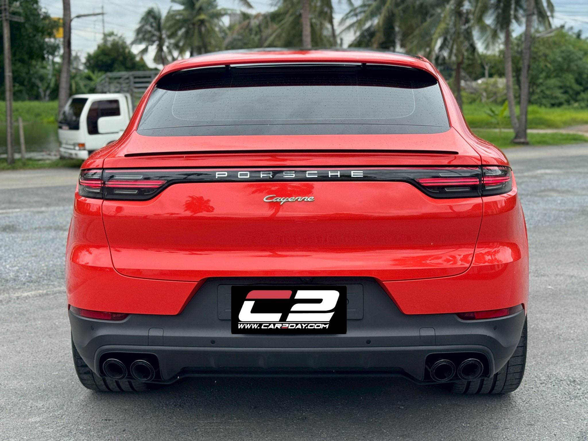 2019 Porsche Cayenne e-hybrid Coupe