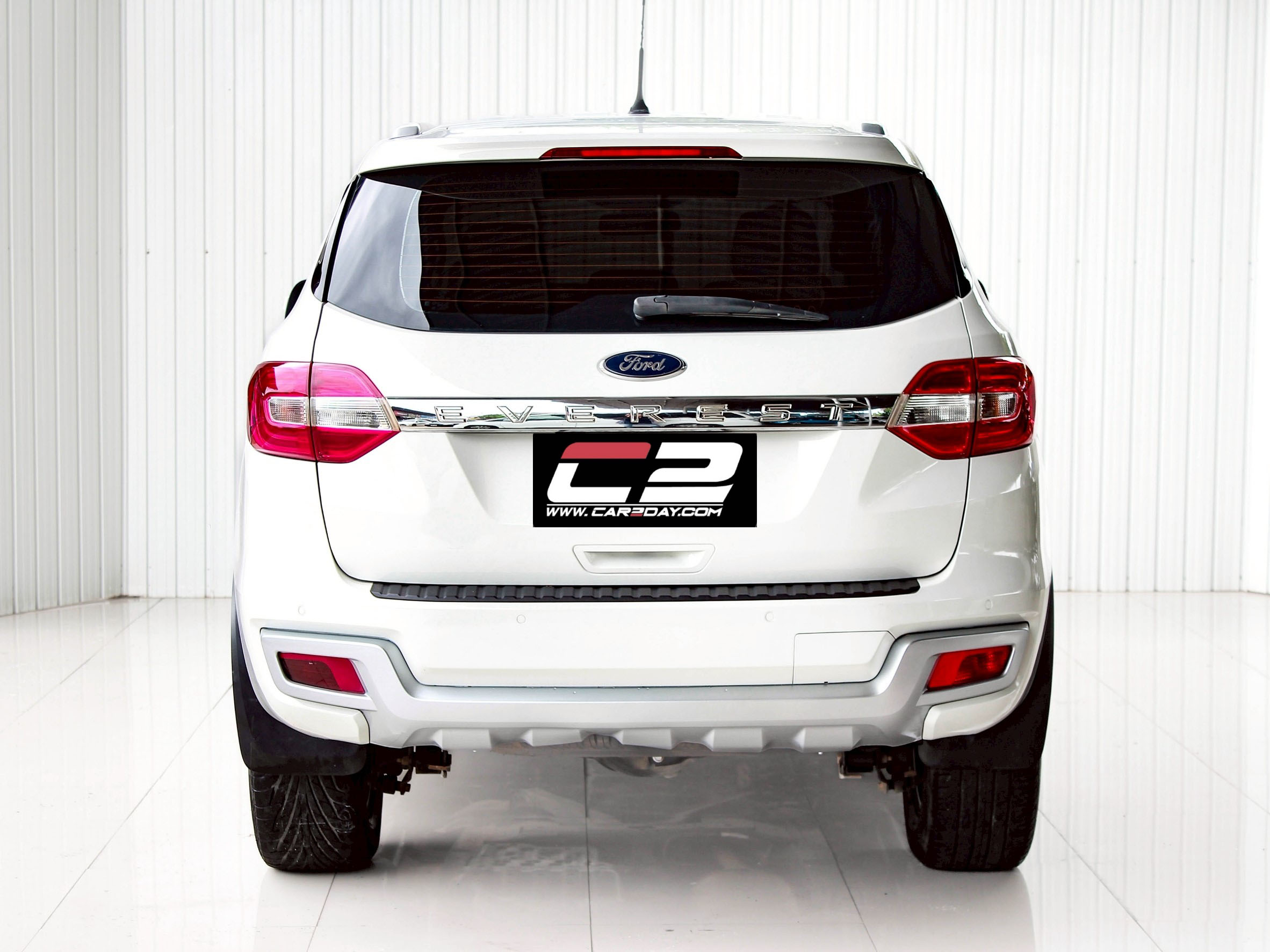 2015 FORD EVEREST 2.2 TITANIUM 2WD
