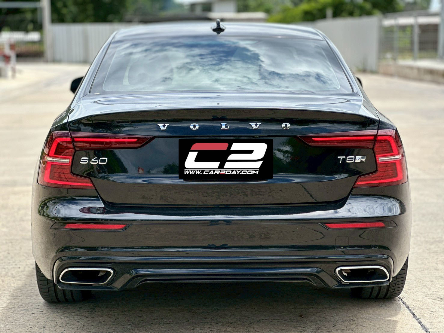 2020 VOLVO S60 T8 R-Design AWD