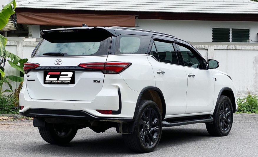 2022 Toyota Fortuner 2.8 LEGENDER 4WD รุ่นพิเศษ 60th