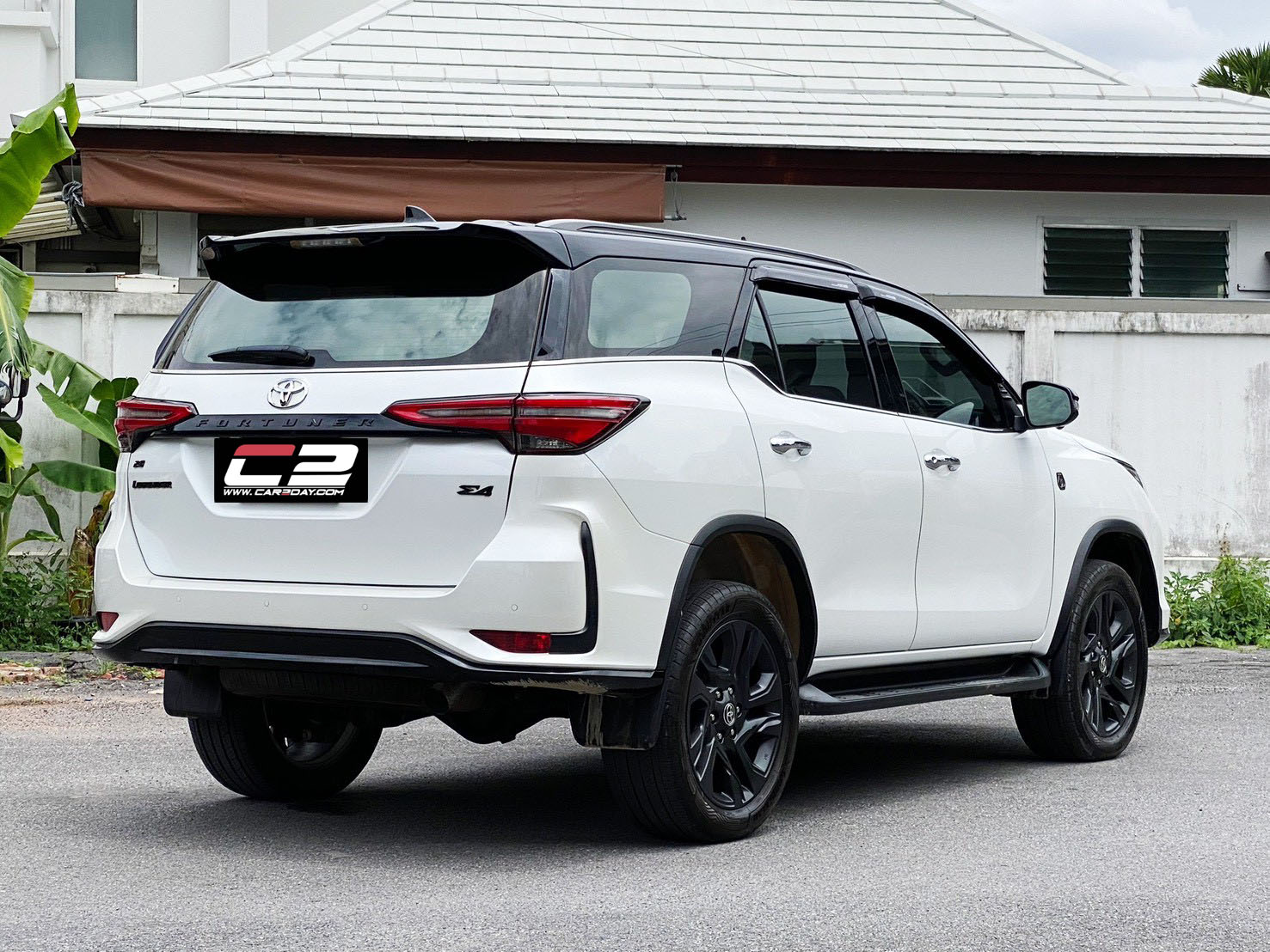 2022 Toyota Fortuner 2.8 LEGENDER 4WD รุ่นพิเศษ 60th