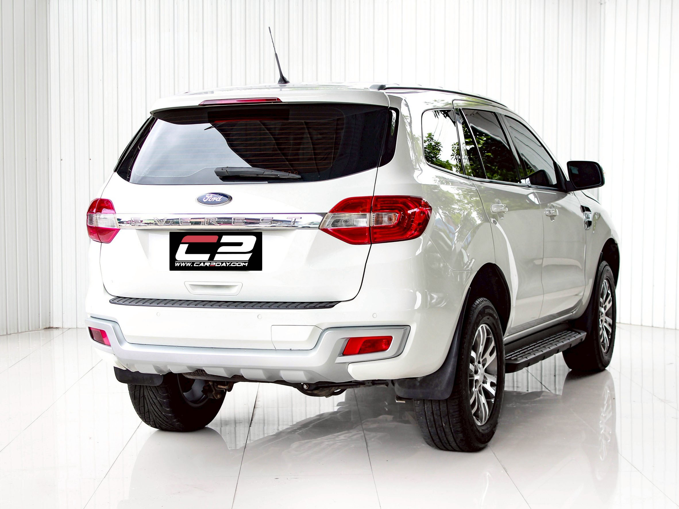 2015 FORD EVEREST 2.2 TITANIUM 2WD