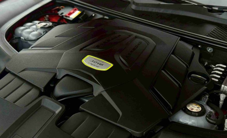 2019 Porsche Cayenne e-hybrid Coupe