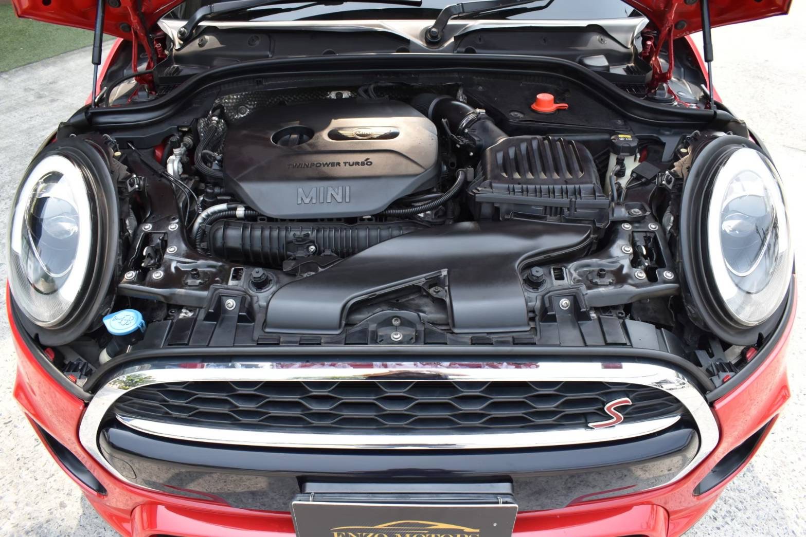2015 Mini Cooper S 5-Turer JCW Look