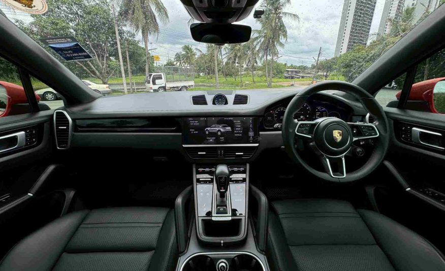 2019 Porsche Cayenne e-hybrid Coupe