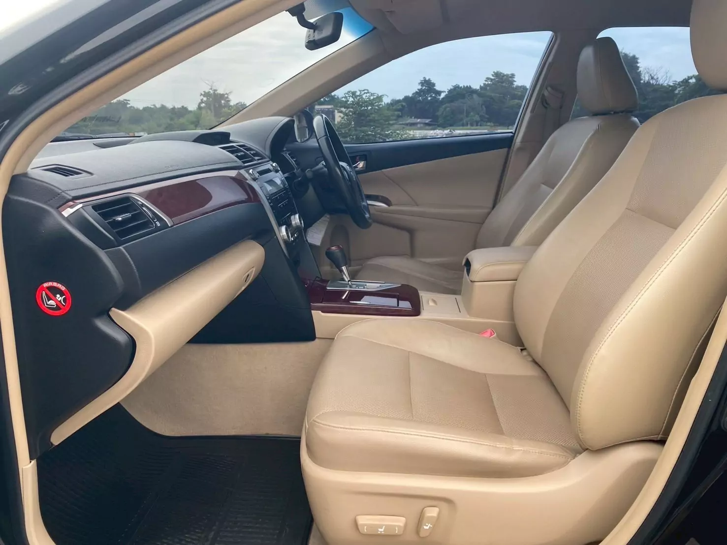 2013 TOYOTA CAMRY 2.0G
