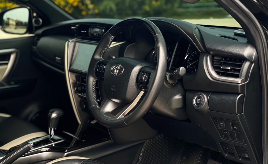 2021 Toyota Fortuner 2.8 LEGENDER 4WD