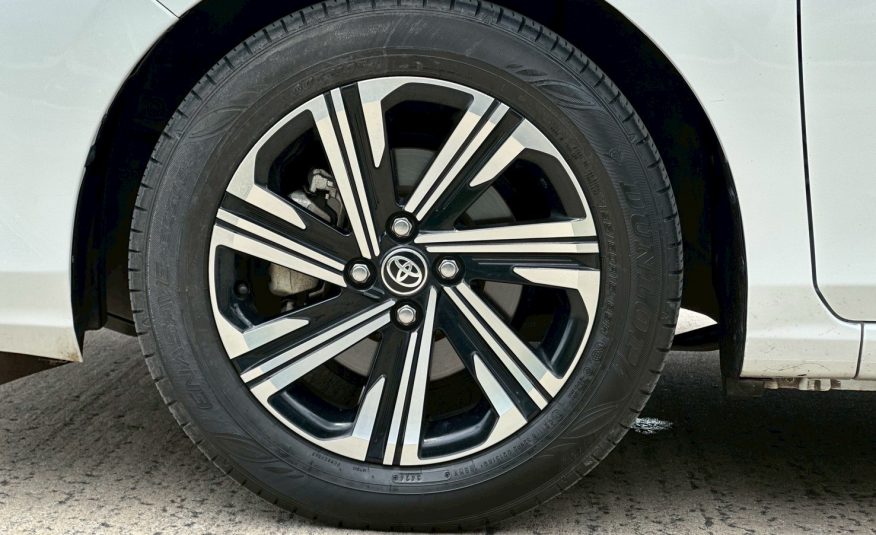 2022 TOYOTA ATIV Sedan Premium Luxury