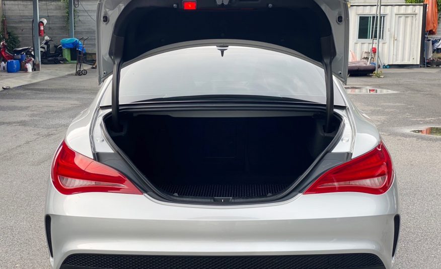 2013 Mercedes-Benz CLA250 AMG Sport