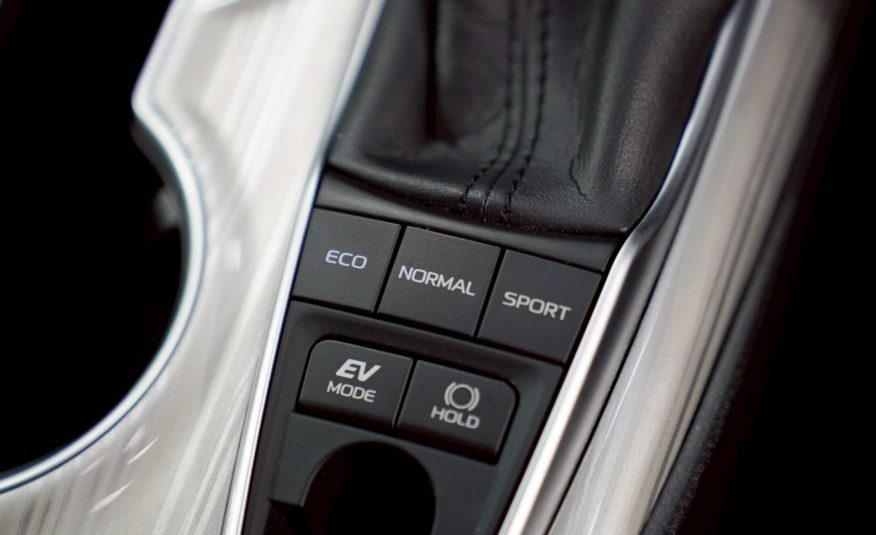 2019 TOYOTA CAMRY 2.5 HYBRID AT