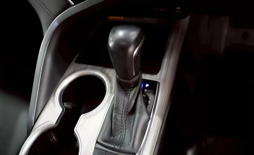 2019 TOYOTA CAMRY 2.5 HYBRID AT