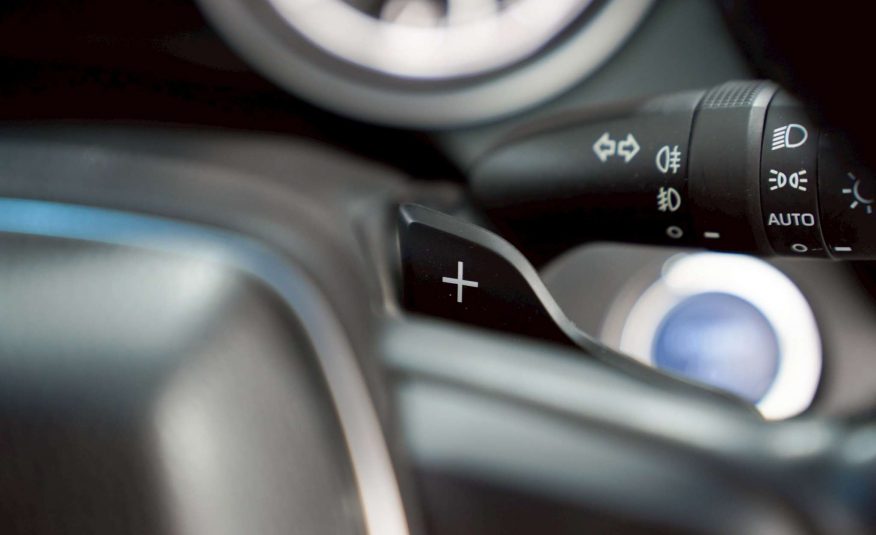 2019 TOYOTA CAMRY 2.5 HYBRID AT