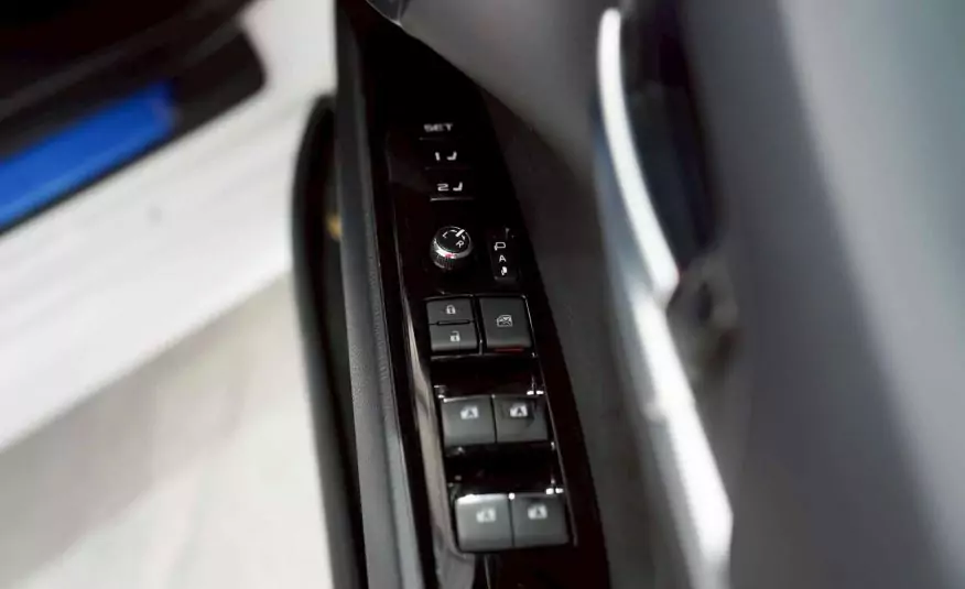2019 TOYOTA CAMRY 2.5 HYBRID AT