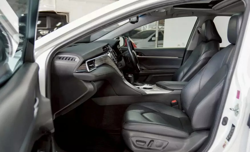 2019 TOYOTA CAMRY 2.5 HYBRID AT