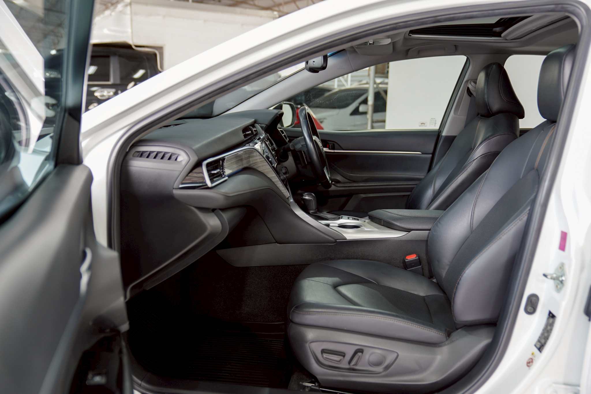 2019 TOYOTA CAMRY 2.5 HYBRID AT