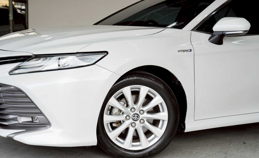 2019 TOYOTA CAMRY 2.5 HYBRID AT